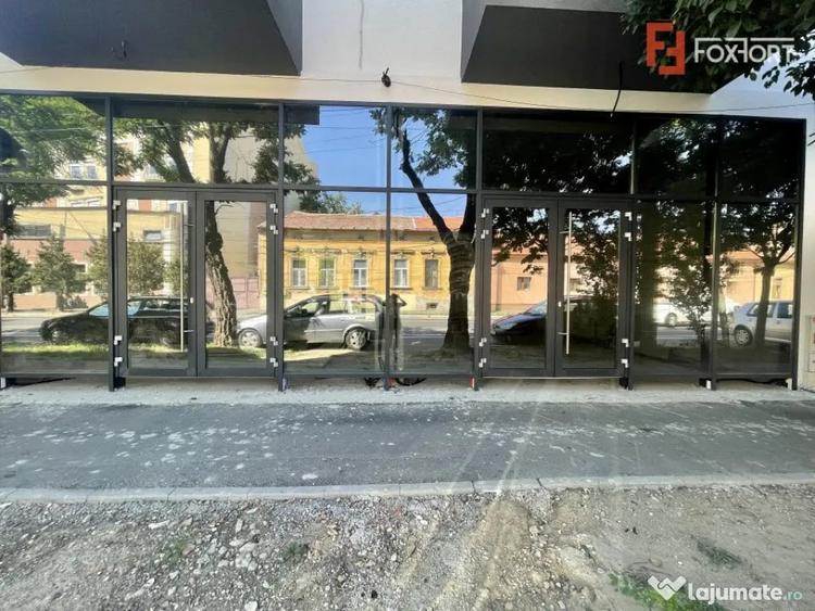 Spațiu comercial, de 500 mp, în Sud