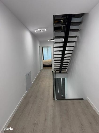 Casă cu 4 camere în Valea Aurie