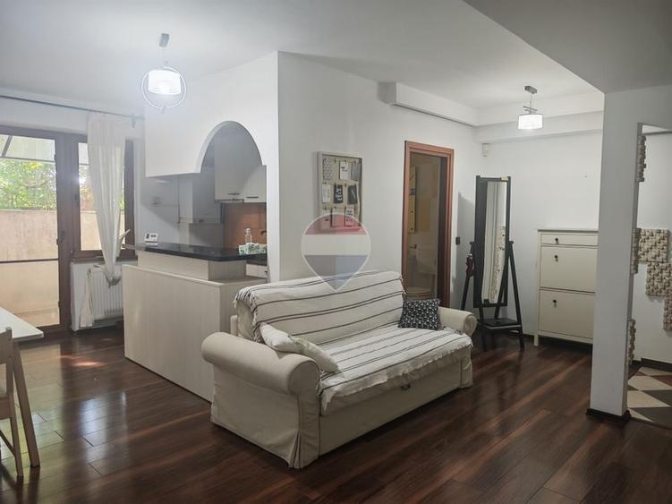 Apartament cu 2 camere semidecomandat, mobilat în Nicolae Grigorescu