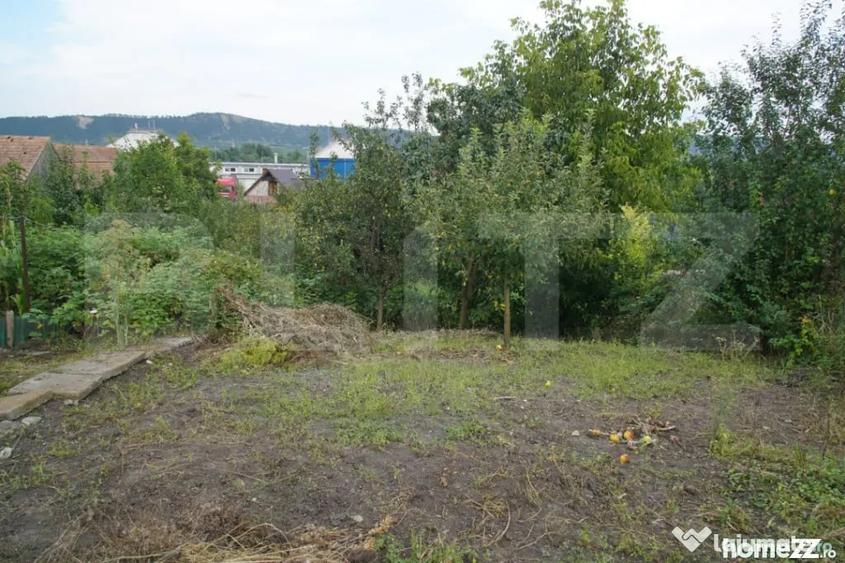 Casă cu 3 camere cu Teren 526 Mp în Central