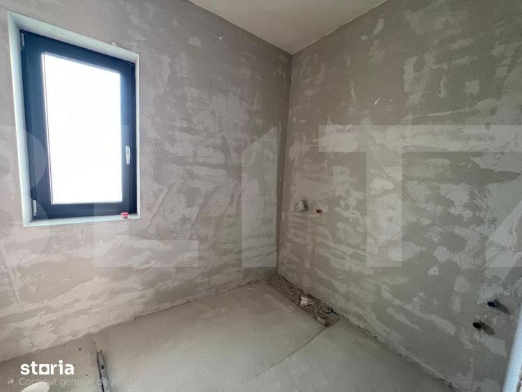 Casă cu 6 camere cu Teren 1000 Mp în Aiton