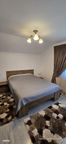 Casă cu 4 camere cu Teren 500 Mp în Central
