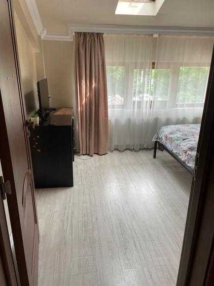 Apartament cu 3 camere în Cug