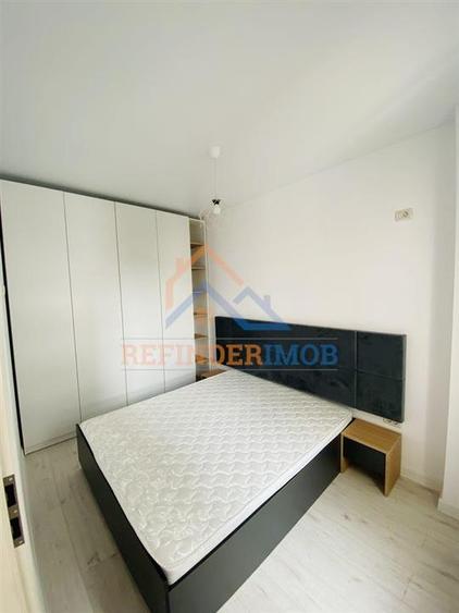 Apartament cu 2 camere decomandat, mobilat în Parcul Carol