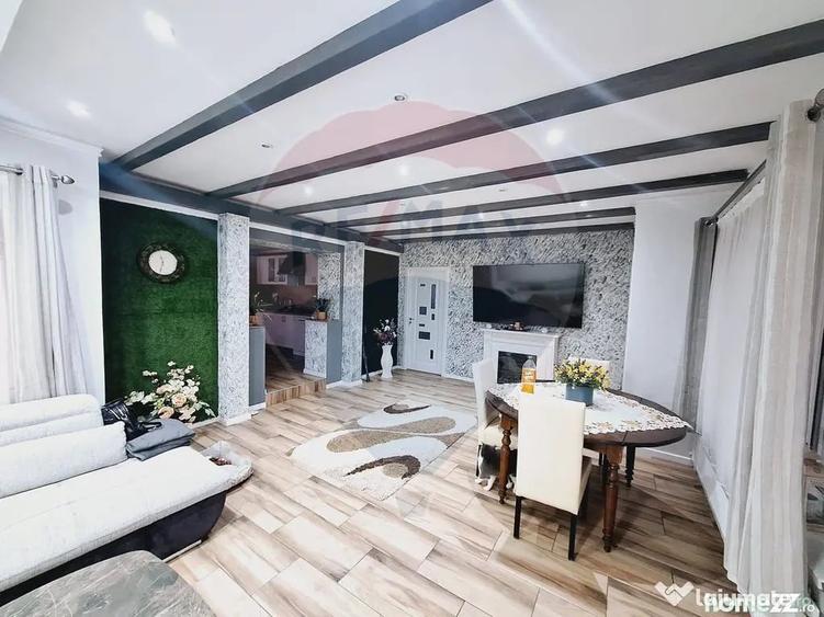 Casă cu 3 camere cu Teren 1262 Mp în Hidiș