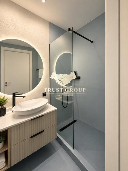 Apartament cu 3 camere decomandat în Arcul de Triumf