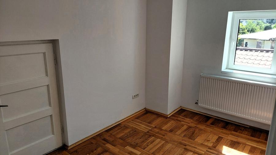 Apartament cu 2 camere semidecomandat în Cotroceni