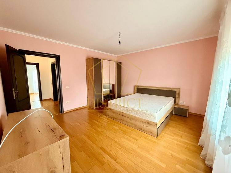 Duplex cu 4 camere cu Canalizare în Giroc