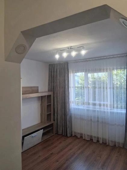 Garsonieră semidecomandată în Brâncoveanu