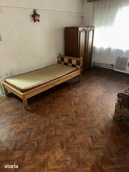 Apartament cu 2 camere semidecomandat în Micro 16