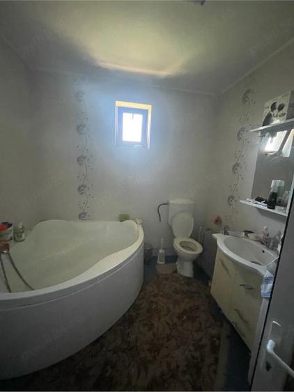 Casă cu Teren 650 Mp în Central