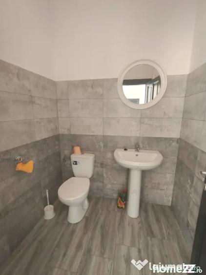 Spațiu comercial, de 1,590 mp, în Malu Mare