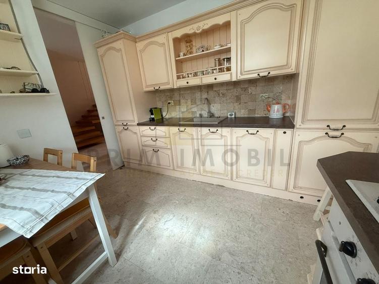 Casă cu 3 camere cu Teren 447 Mp în Bucium