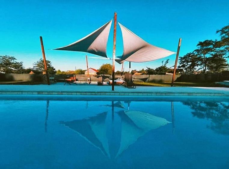 Casă individuală cu 19 camere cu Piscina în Murighiol