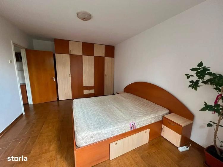 Apartament cu 2 camere decomandat în Ozana