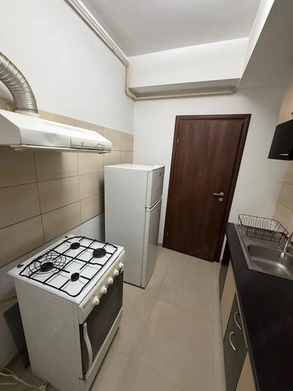 Apartament cu 2 camere decomandat în Giurgiului