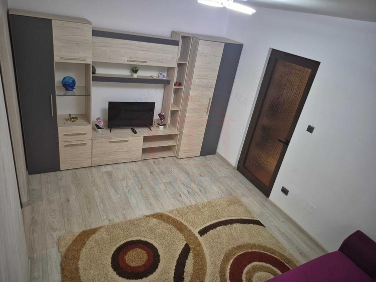 Apartament cu 2 camere semidecomandat în Micro 19