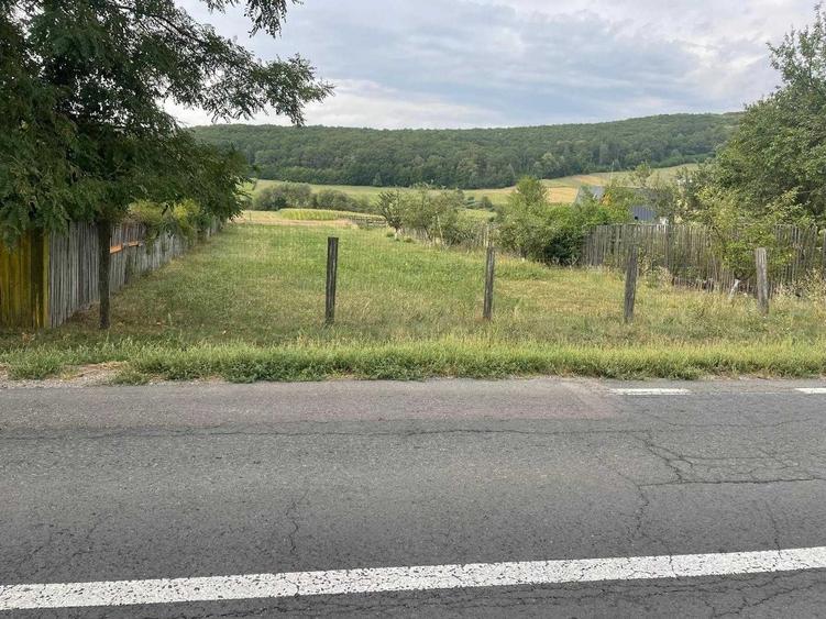 TEREN- loc de casa, la strada, Valcele- Covasna - 1