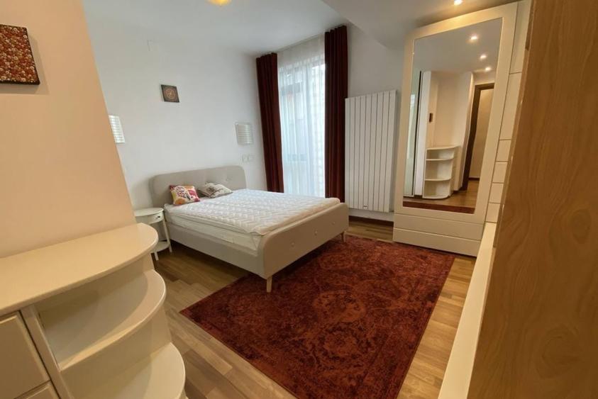 Apartament cu 2 camere semidecomandat, mobilat în Foișorul de Foc