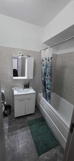 Apartament cu 2 camere decomandat în Cățelu