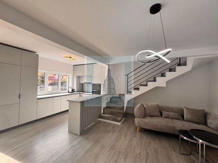 Duplex cu 4 camere cu Canalizare în Sânpetru