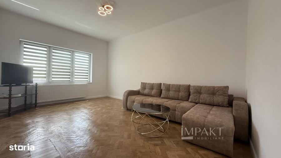 Apartament cu 3 camere decomandat, mobilat în Central