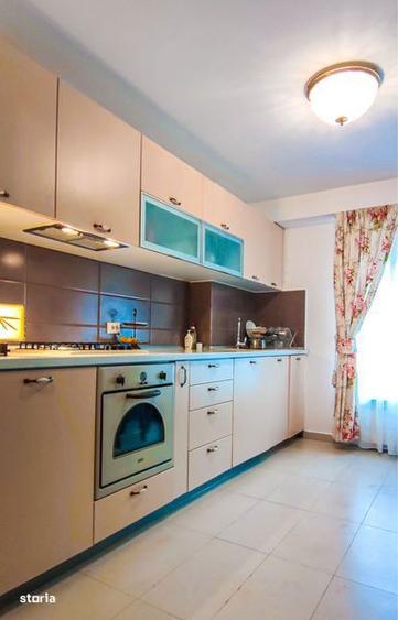 Apartament cu 2 camere decomandat, mobilat în Central