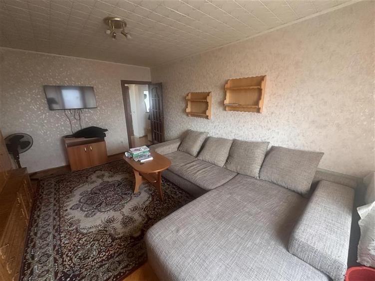 Apartament cu 2 camere decomandat, mobilat în Soarelui