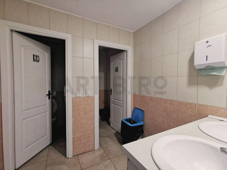 Birou, de 276 mp, în P-ța Unirii