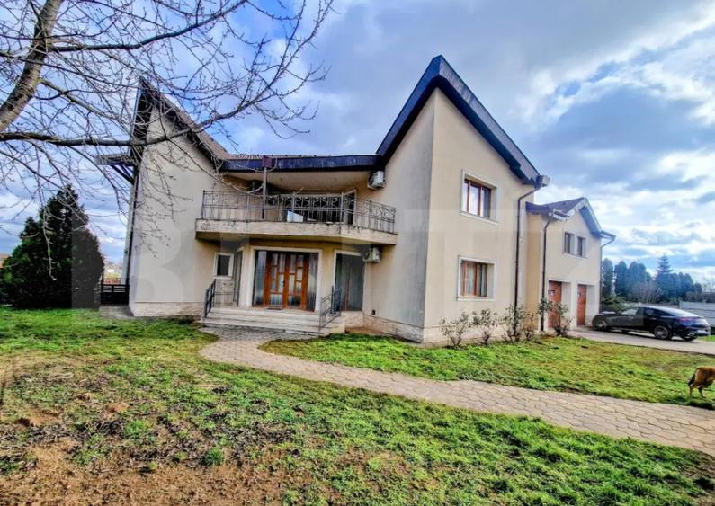 Casă cu 5 camere cu Teren 1223 Mp în Central