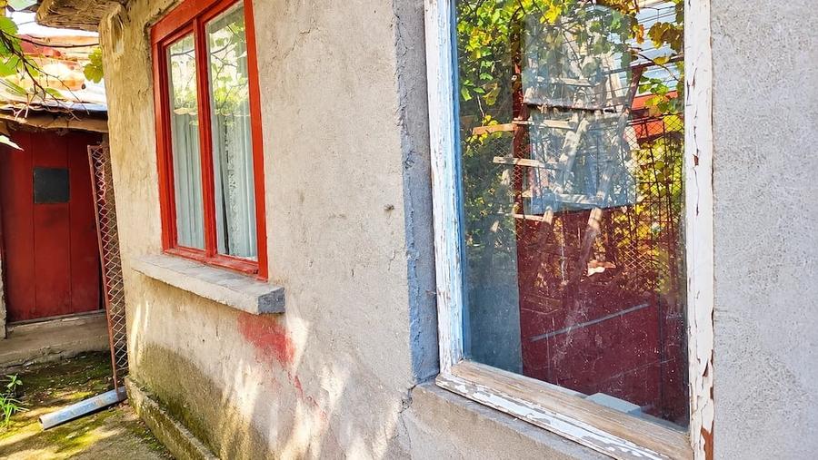 Casă cu 3 camere cu Teren 200 Mp în Exterior Vest
