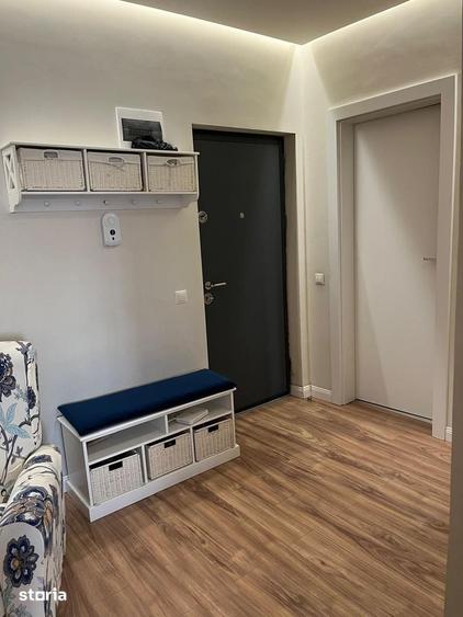 Apartament cu 2 camere semidecomandat în Florești