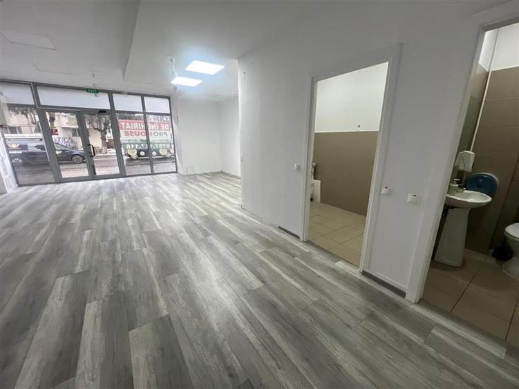Spațiu comercial, de 67 mp, în Orizont