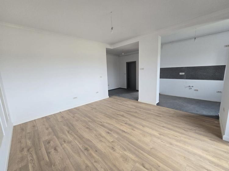 Garsonieră decomandată în Braytim