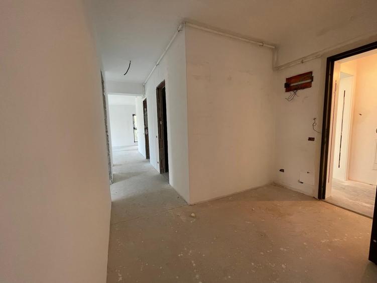 Apartament cu 3 camere decomandat în Bucureștii Noi