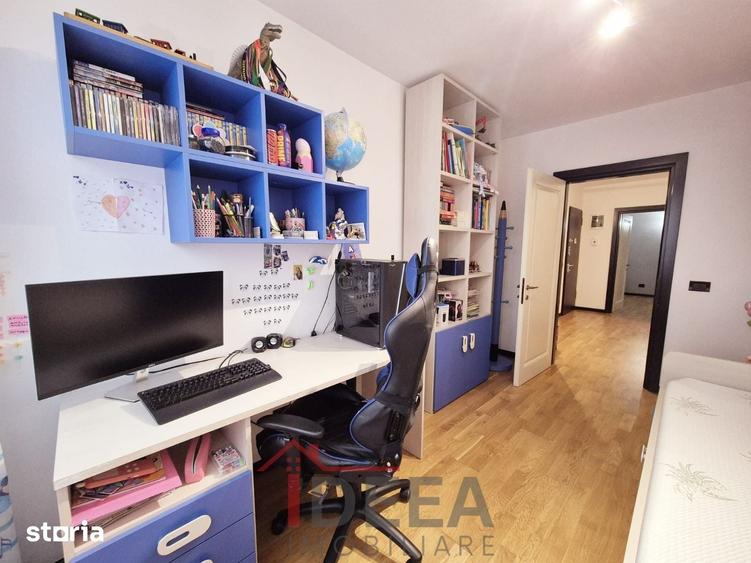 Apartament cu 3 camere decomandat în Ultracentral