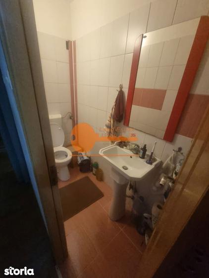 Apartament cu 3 camere decomandat în Crângași