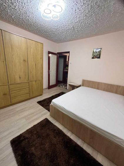 Apartament cu 2 camere decomandat în Progresul