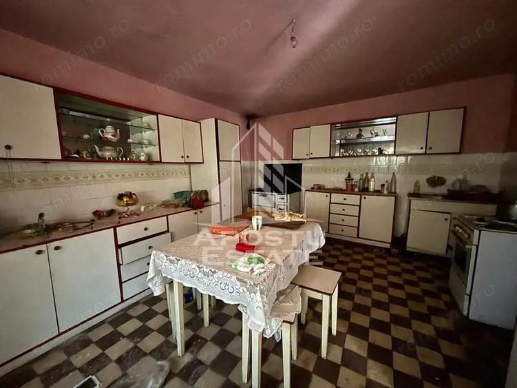 Casa cu 5 camere, 777 mp teren la MOLDOVA VECHE, ideal casa de vacanta - 3