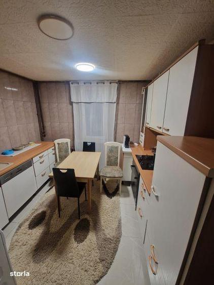 Apartament cu 4 camere decomandat în Central