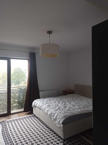 Apartament cu 2 camere semidecomandat în Florești