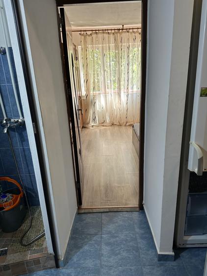 Garsonieră decomandată în Făcăi