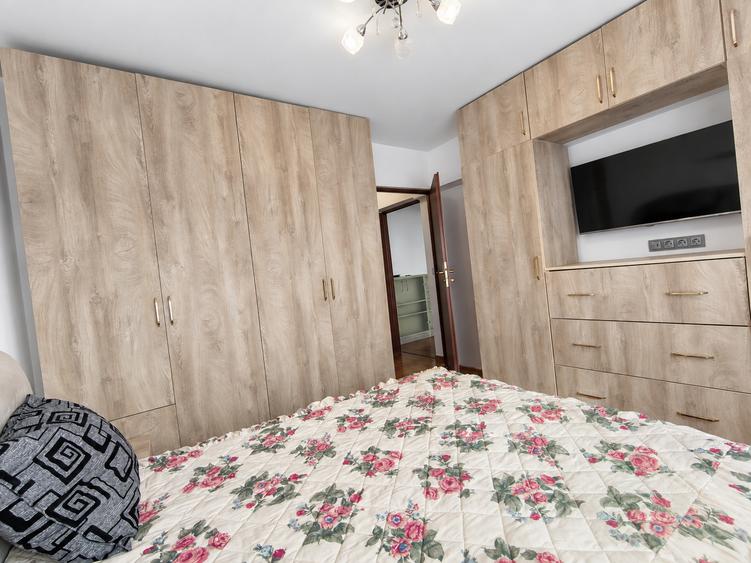 Apartament cu 2 camere semidecomandat în Iancului