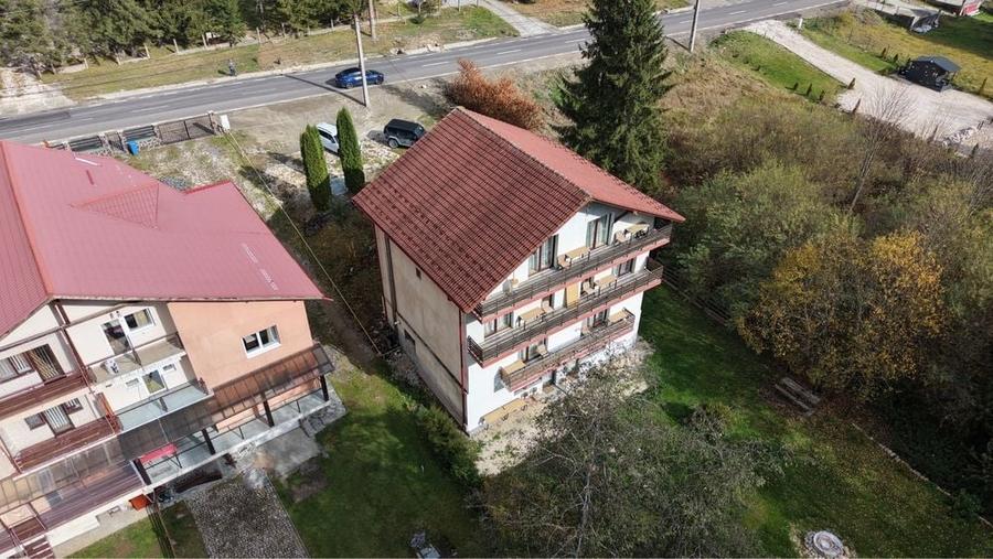 Casă cu 4 camere cu Teren 1232 Mp în Părău