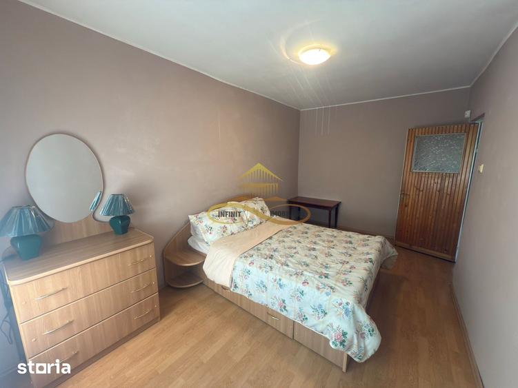 Apartament cu 3 camere decomandat în Dofteana