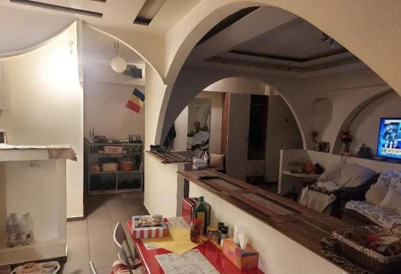 Apartament cu 3 camere în Titulescu