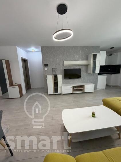 Apartament cu 2 camere semidecomandat, mobilat în Mărăști