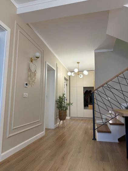 PROPRIETAR Vând casă înșiruită zonă excelentă Chișoda - 3