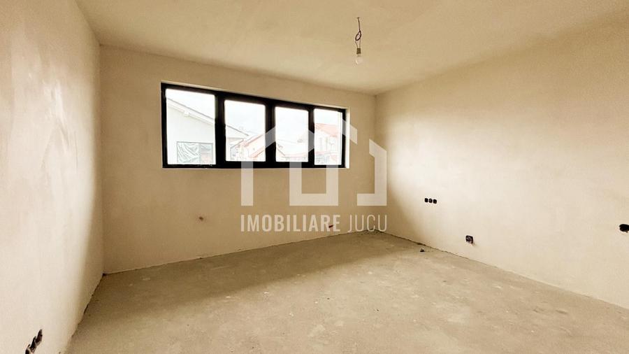 Casă individuală cu 4 camere cu Canalizare în Jucu de Mijloc