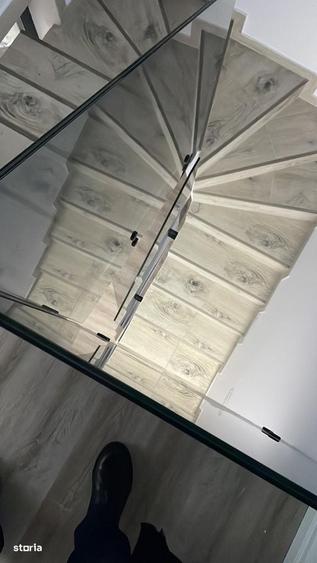Casă cu 4 camere cu Teren 340 Mp în Malu Mare